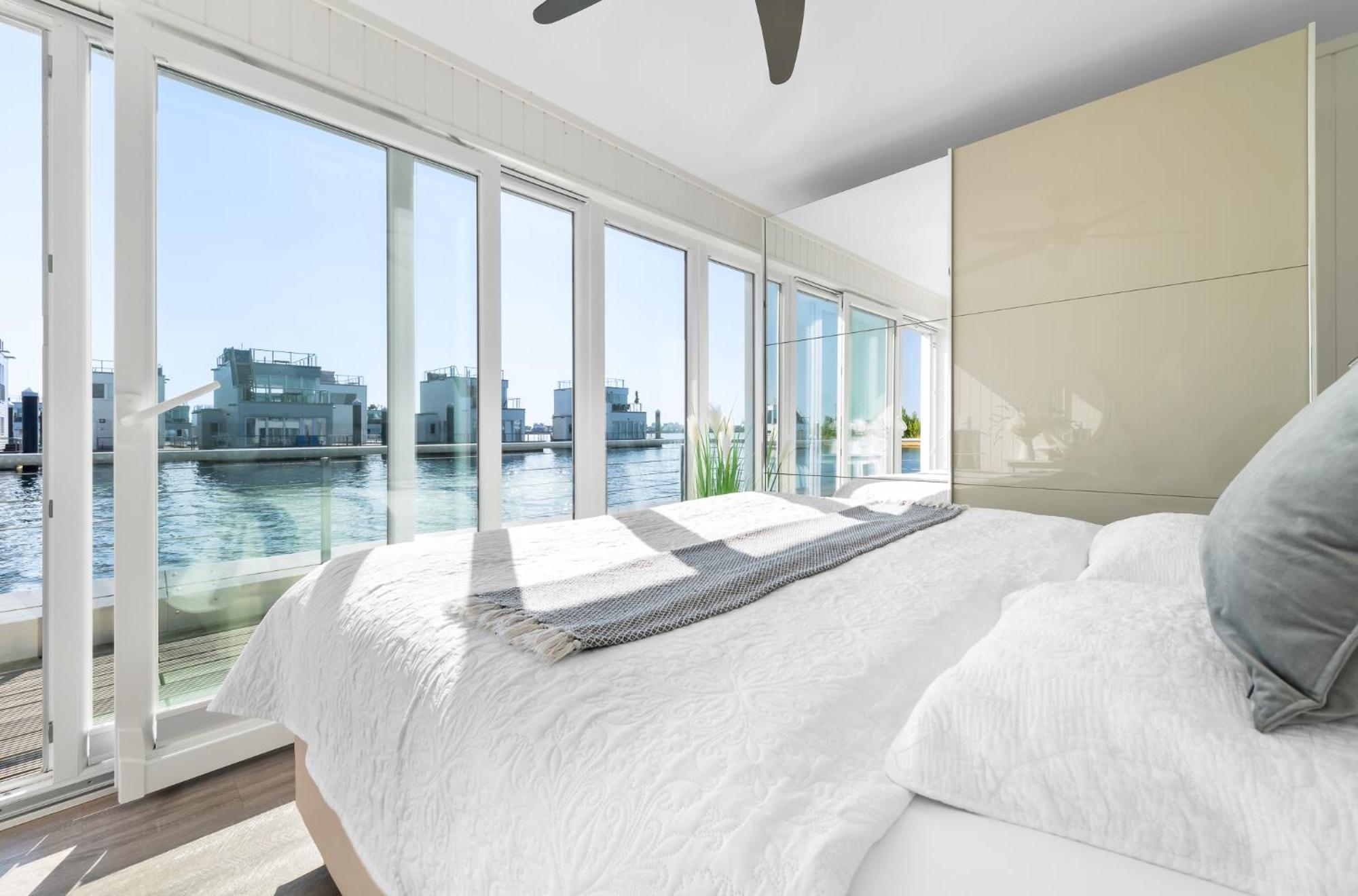 Triton: Meerblick, Sauna, Dachterrasse Olpenitz Extérieur photo